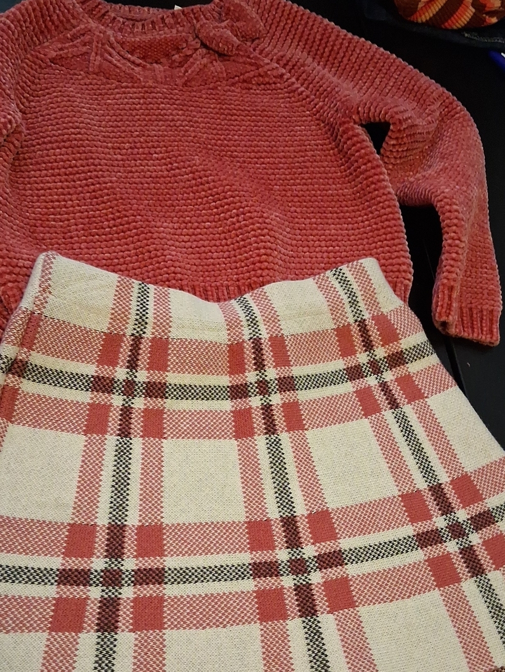 Tommy Bahama Coral Rose Textured Crewneck Sweater
